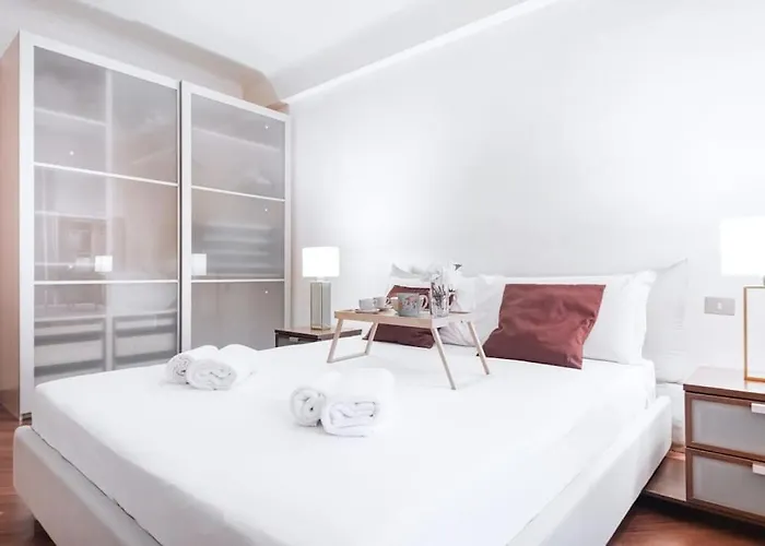 Apartment Easylife - - Pontaccio 2 - Brera Milan